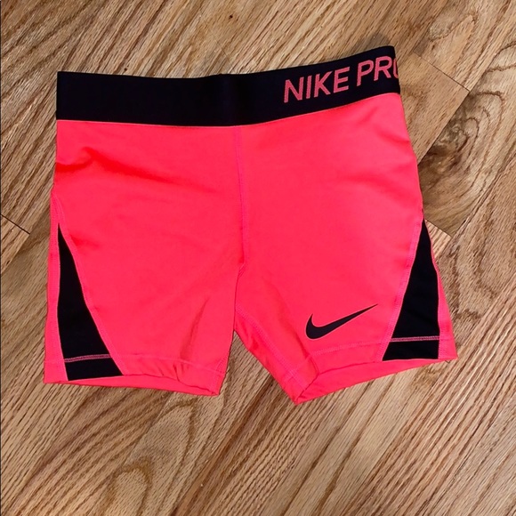 nike pros girls